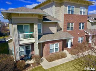 11217 Oakwood Dr, Peoria, IL