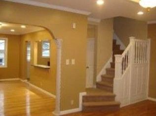 11445 203rd St, Jamaica, NY 11412