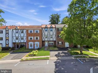 6335 Paddington Ln, Centreville, VA 20120