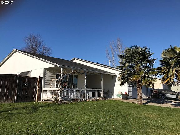 3rd image of 2071 SE 63rd Ave