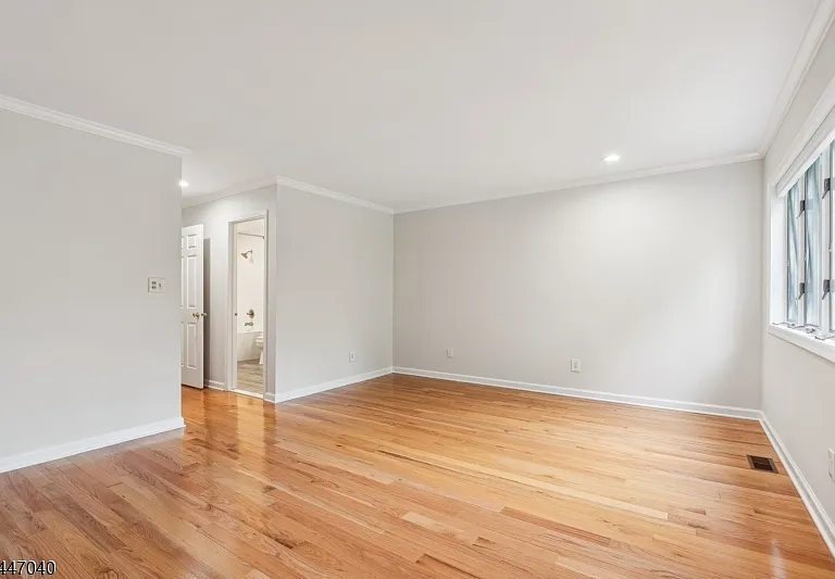 251 Plymouth Ct #251 — Photo 13