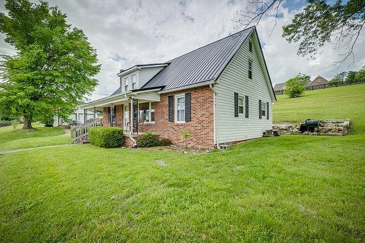 1st image of 418 W Main Blvd