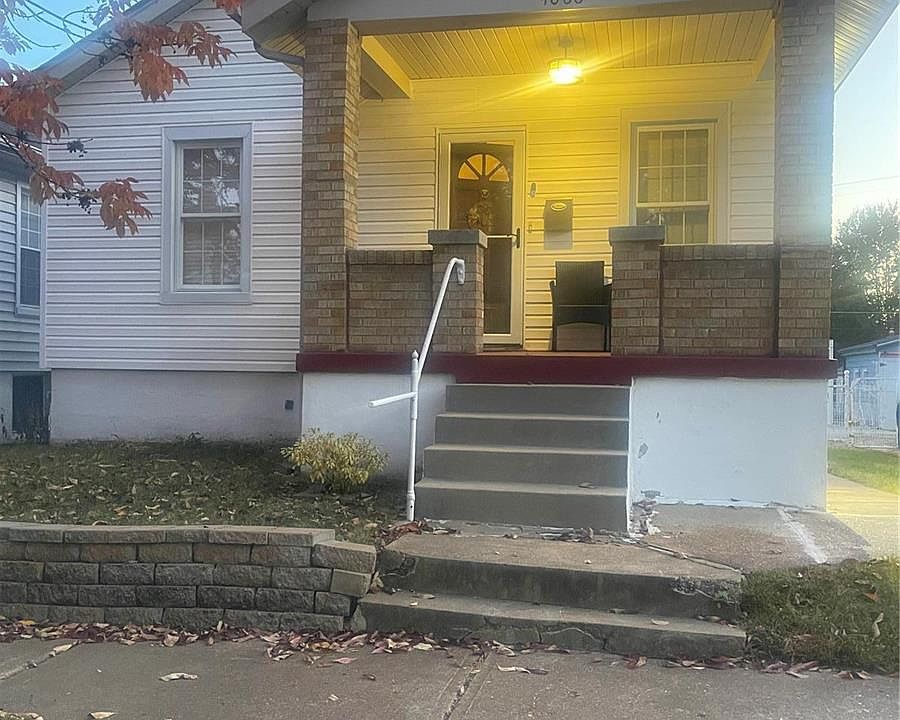 1st image of 4066 Burgen Ave