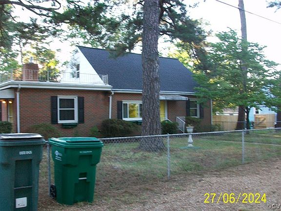 3rd image of 2502 Hollybrook Ave