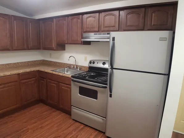 84 Bowery St #B, Frostburg, MD 21532