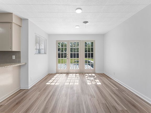 4th image of 525 Fairfield Drive