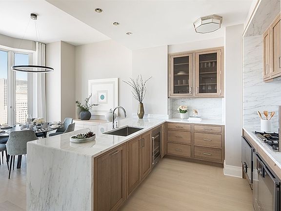 5th image of 30 Park Pl APT 48A