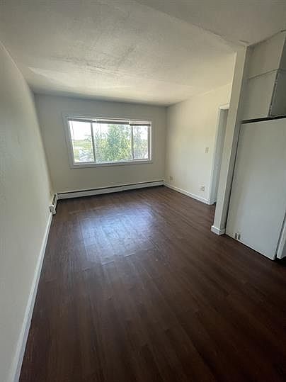 1st image of 1485 Meadowview Dr #11315848