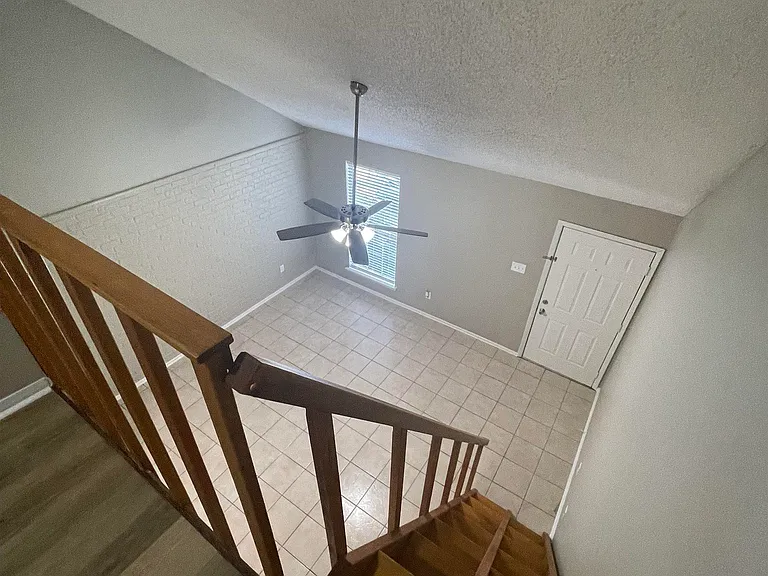 402 Lee Dr #7D — Photo 9