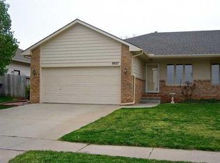 8827 W Meadow Park, Wichita, KS 67205