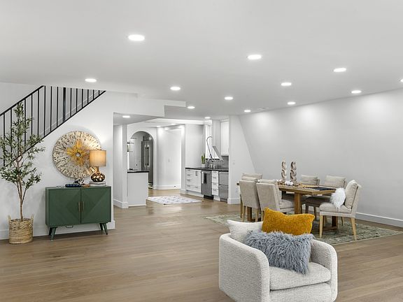 11th image of 7711 Steeplechase Ct