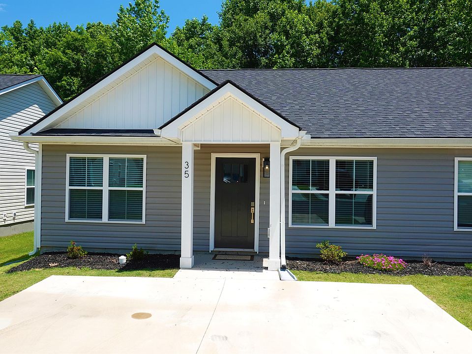1st image of 35 Lincoln School Cir #1