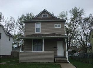 511 W 15th St, Davenport, IA