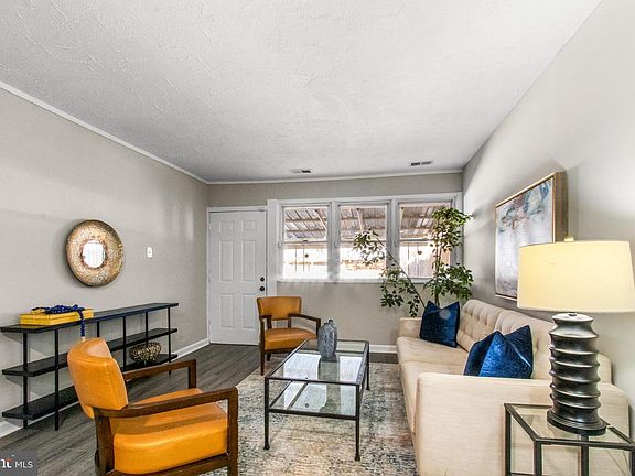 2nd image of 7736 Oxman Rd