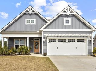 202 Bachmans Trl, Hampstead, NC 28443