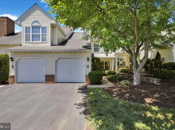 132 Hickory Ln, Reading, PA 19610