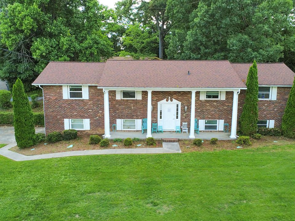1st image of 1407 Rosalyn Dr