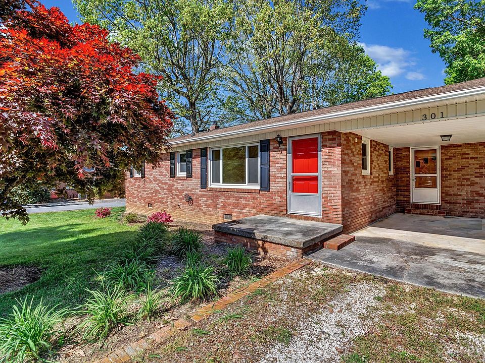 301 Stonewall Ave, Swannanoa, NC 28778 Zillow