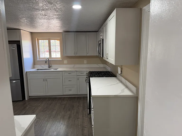 9415 Rio Grande Blvd NW #5 — Photo 10