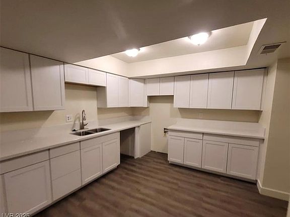 4th image of 3364 Royce Ct