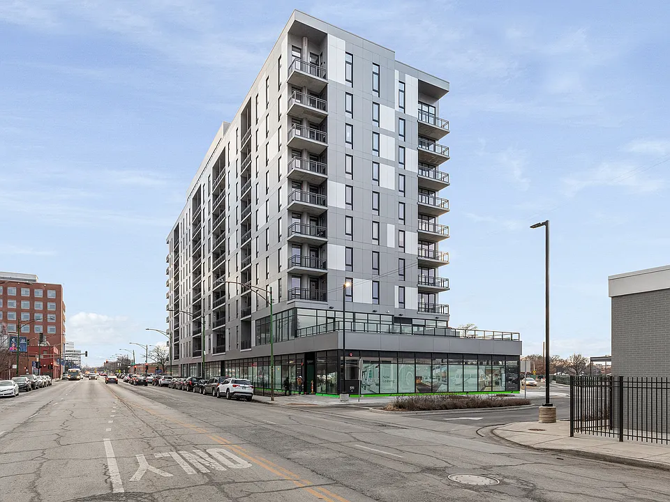 CADENCE APARTMENTS