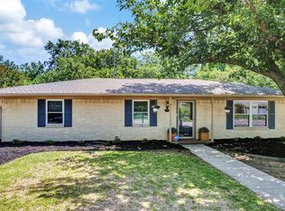 331 Normandy St, Van Alstyne, TX 75495