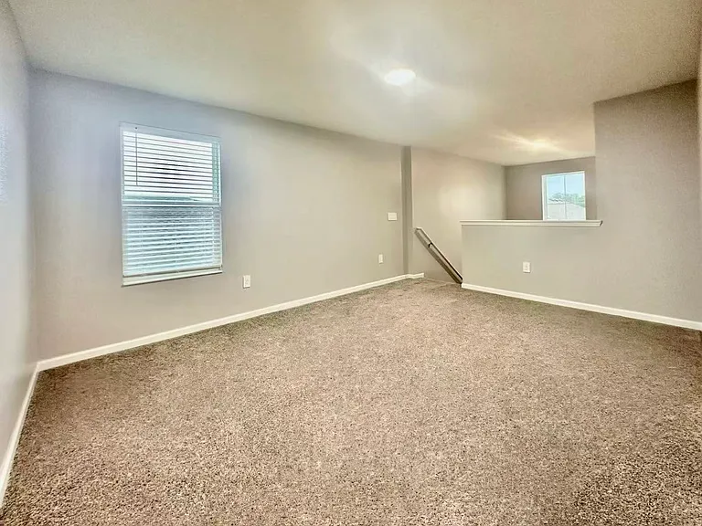 519 Hatteras Rd — Photo 18