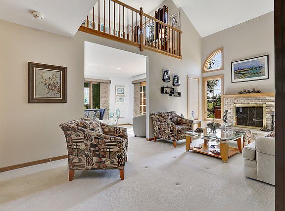 4th image of 11430 Lakebrook Ct