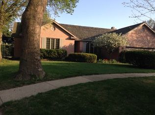 1818 Maynard Dr, Champaign, IL 61822