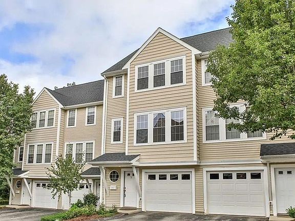 2nd image of 124 E Squantum St Unit 5