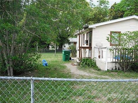 2nd image of 3412 N Garrison St