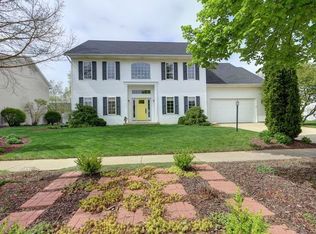 2801 Pine Valley Dr, Champaign, IL 61822