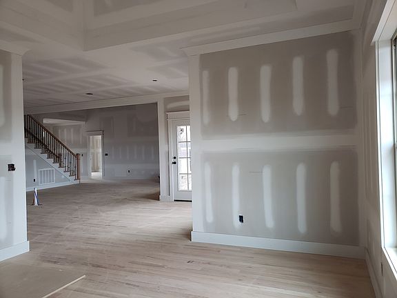 5th image of 1518 Northside Dr