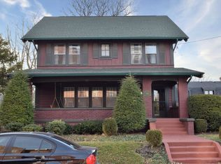 106 Taylor Pl, Greencastle, IN 46135