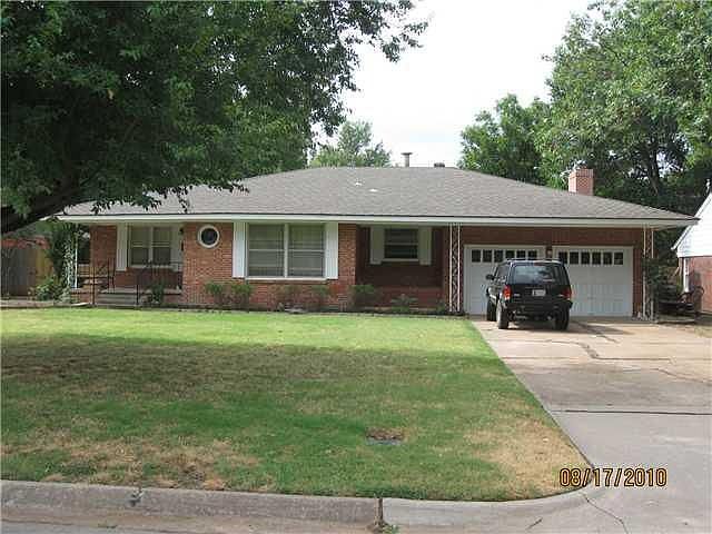 1st image of 1820 Drakestone Ave