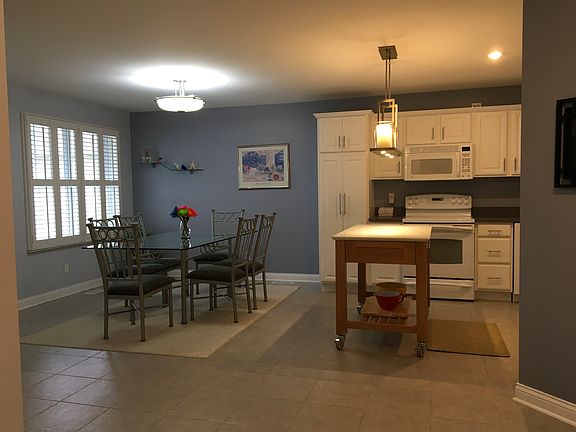 Dinette & Kitchen area.