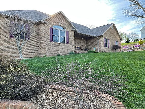 5th image of 4770 Leeann Dr