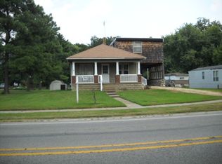 621 Main St, Grandview, IN 47615