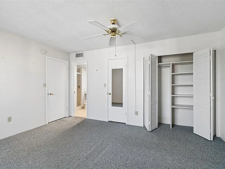 6960 20th Ave N #501 — Photo 30