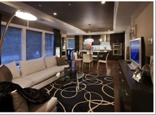 36 Eton Row, Weehawken, NJ 07086