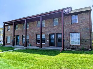 4417 Holdrege St, Lincoln, NE 68503