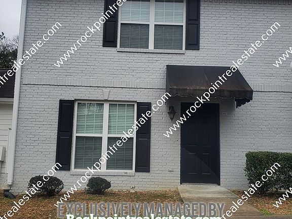 2nd image of 1130 Maple Tree Ln