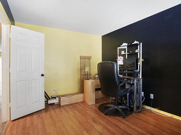 5th image of 8313 W Kingman St