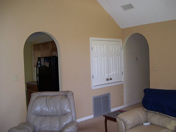 5th image of 124 County Road 104