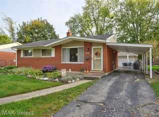 818 Dell Ave, Flint, MI 48507