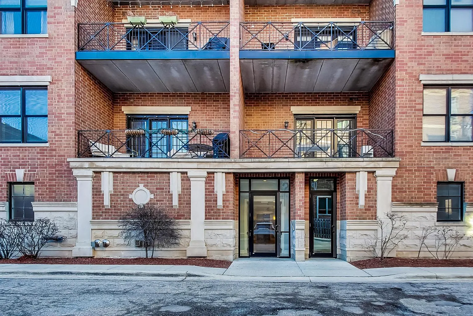 2801 N Oakley Ave Chicago, IL, 60618 - Apartments for Rent | Zillow