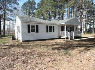 26056 Old Place Rd, Capron, VA 23829