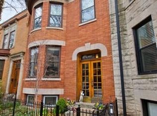 3827 N Alta Vista Ter, Chicago, IL 60613