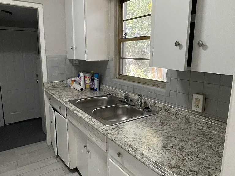 1384 Pullen Rd #2/1 — Photo 12