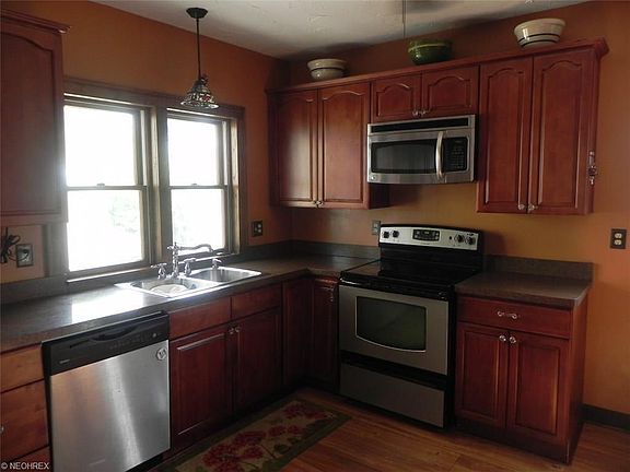 4th image of 2193 Richland Ave